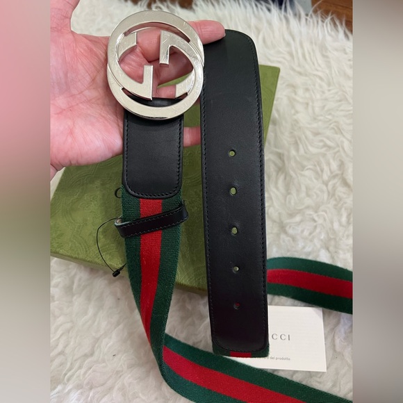 Gucci Green & Red Web Stripe Belt with Black Leather and Silver GG Buckle - Picture 5 of 9